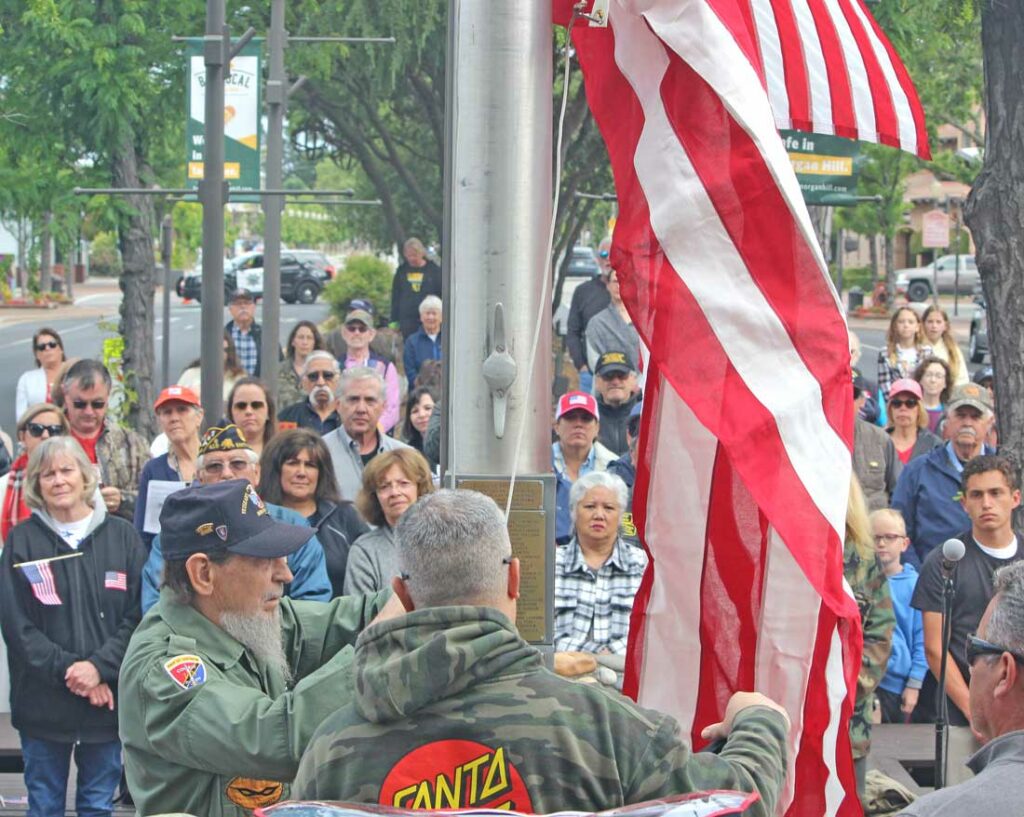 Image for display with article titled Local Scene: Academic Honors, Memorial Day Ceremony