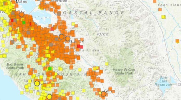 Wildfire smoke blankets Bay Area