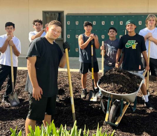 Students, boosters spruce up Live Oak campus