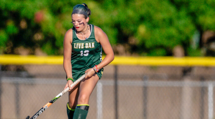 Acorns field hockey survives overtime thriller