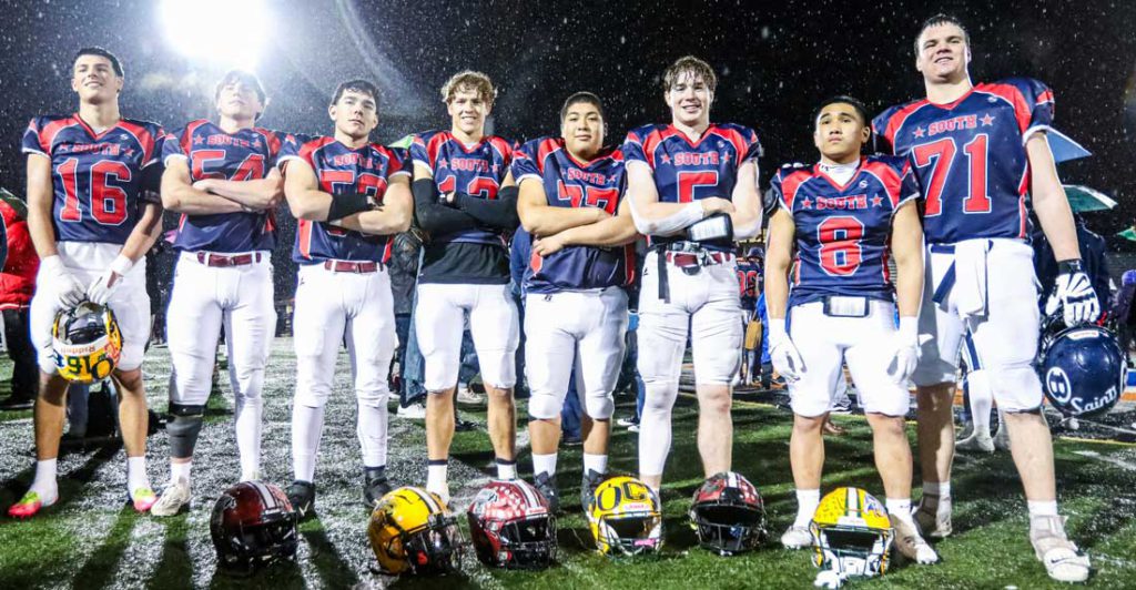 Image for display with article titled Local football players compete in Wedemeyer all-star game