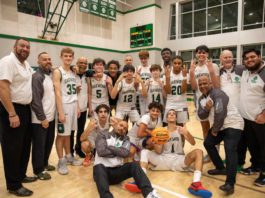 Oakwood boys basketball makes history