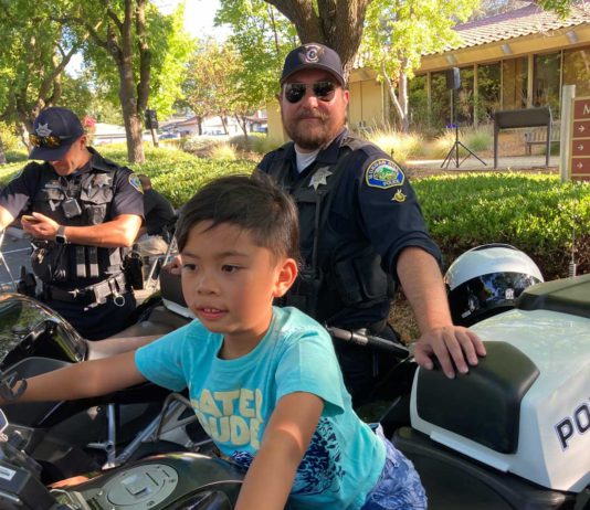 National Night Out draws crowds to Civic Center Plaza