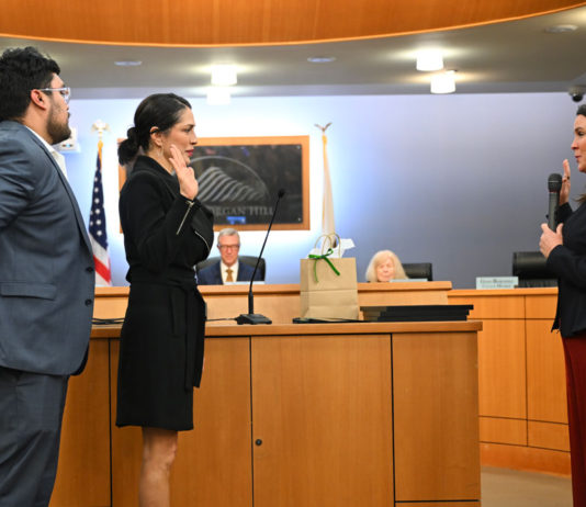 Elected Morgan Hill officials sworn in