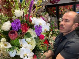 Flower shops prepare for Valentine’s Day rush