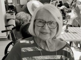 Former mayor Lorraine Barke dies
