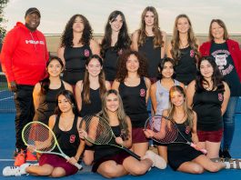 Sobrato girls tennis rolls to third place in league play