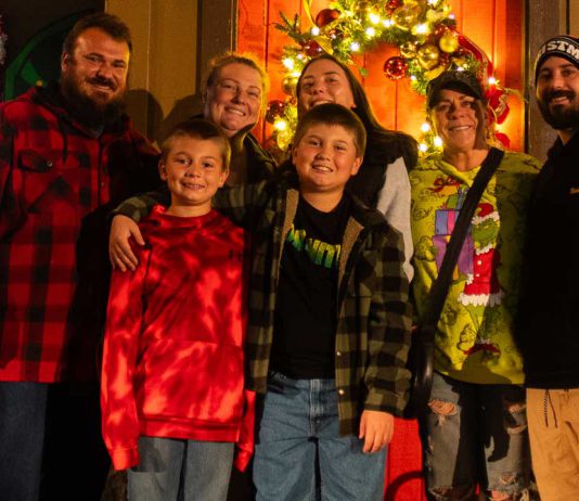 Gilroy Gardens’ holiday lights events continue through Dec. 31