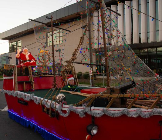 Santa’s Magic Ship sails for generations of locals