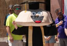 Mushroom Festival draws crowds, supports youth education