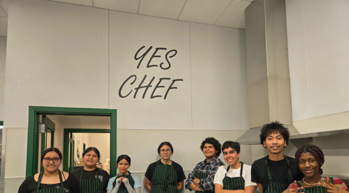 Businesses, district celebrate new kitchen classroom at Live Oak
